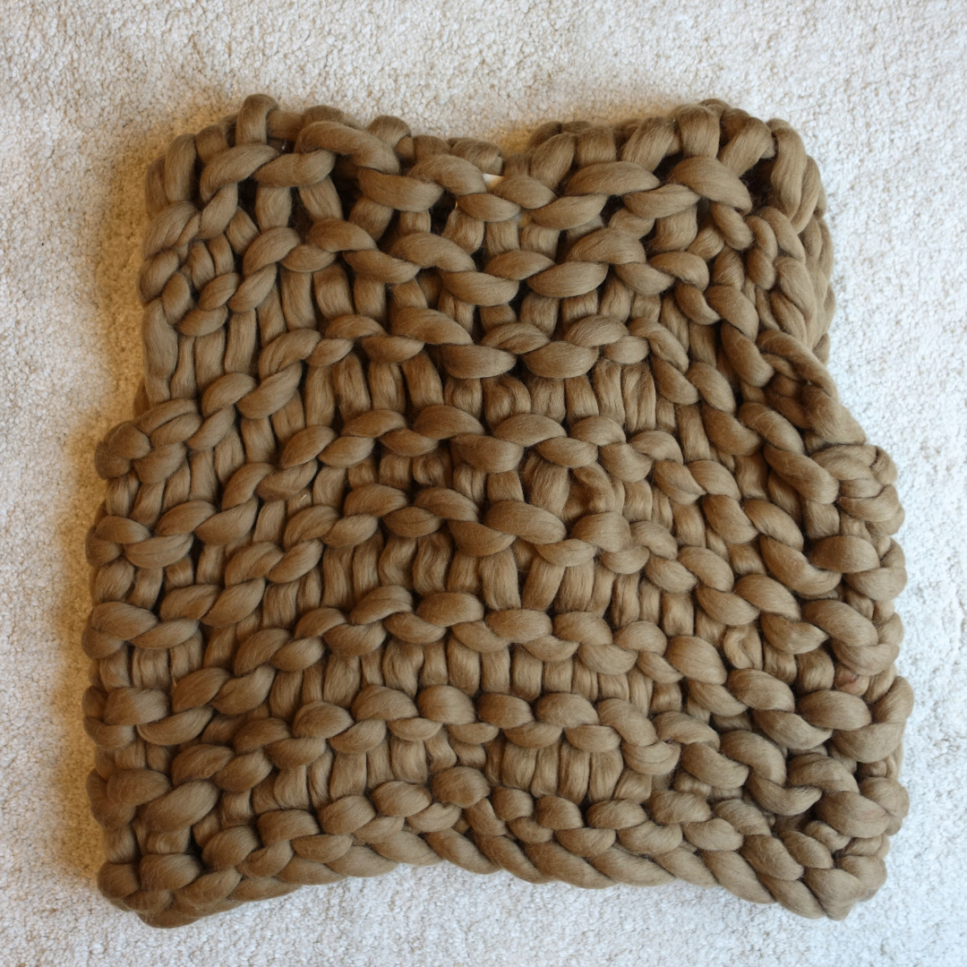 1月2日(金)発売！極太メリノ ニットベスト (Loomy) - キャラメル