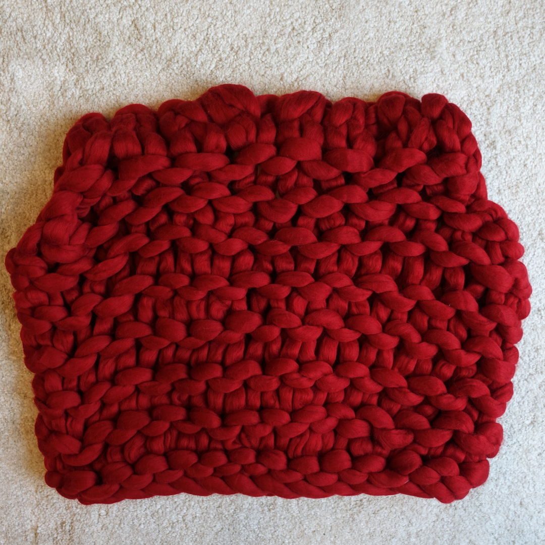 1月2日(金)発売！極太メリノ ニットベスト (Loomy) - レッド