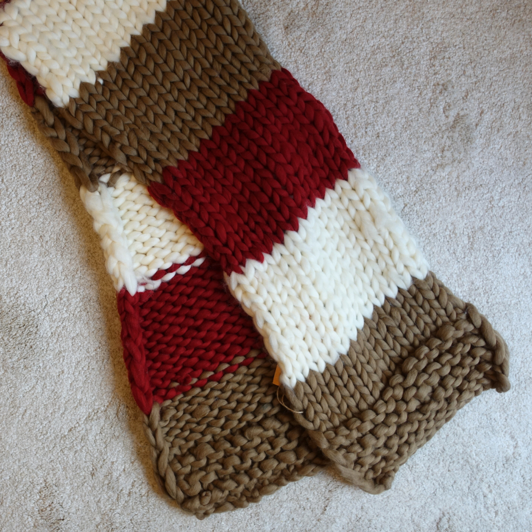 1月2日(金)発売！極太メリノ 手編みマフラー (Loomy) - レッド