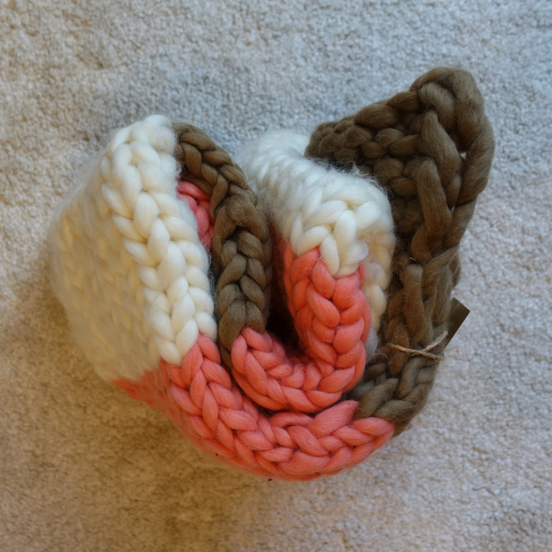 1月2日(金)発売！極太メリノ 手編みマフラー (Loomy) - オレンジピンク